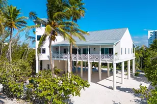 9265 Blind Pass Rd, Sarasota, FL 34242 - Photo 13