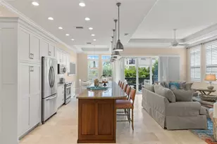 1021 Crescent St, Sarasota, FL 34242 - Photo 3