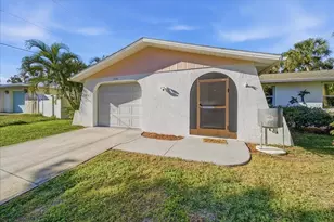 330 Falkland Rd, Venice, FL 34293 - Photo 5