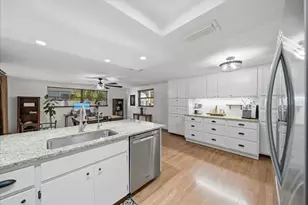 330 Falkland Rd, Venice, FL 34293 - Photo 31