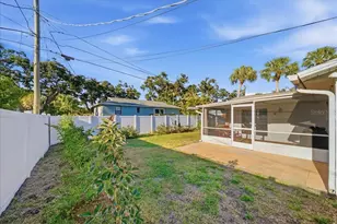 330 Falkland Rd, Venice, FL 34293 - Photo 43