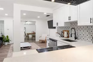 4105 Rockefeller Ave, Sarasota, FL 34231 - Photo 23