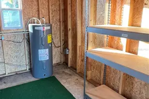 6710 36th Ave E, Palmetto, FL 34221 - Photo 7