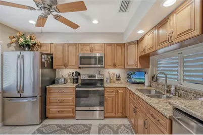 4555 Chandlers Forde #47, Sarasota, FL 34235 - Photo 21