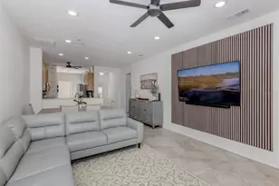 688 Back 9 Dr, Venice, FL 34285 - Photo 13