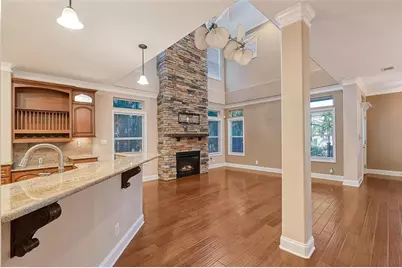 1732 Hillview Street, Sarasota, FL 34239 - Photo 9