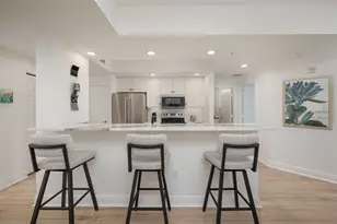 800 N Tamiami Trail, Sarasota, FL 34236 - Photo 15