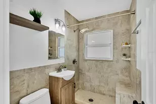 2435 Eugene St, Sarasota, FL 34231 - Photo 23