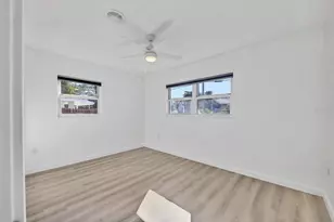 2435 Eugene St, Sarasota, FL 34231 - Photo 21