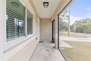 1925 34th Ave E, Bradenton, FL 34208 - Photo 5