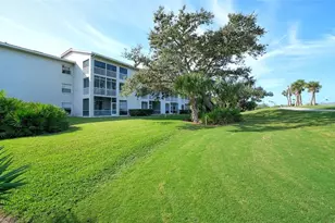 9620 Club S Cir, Sarasota, FL 34238 - Photo 27