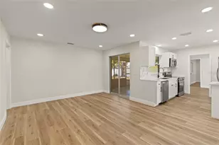 2186 Waterside Dr, Clearwater, FL 33764 - Photo 9