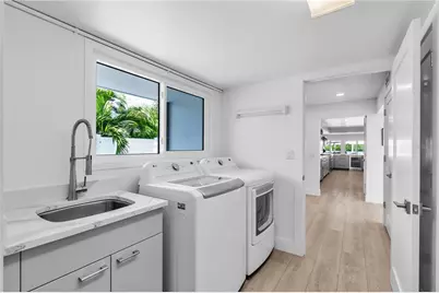 701 Tyler Drive, Sarasota, FL 34236 - Photo 19