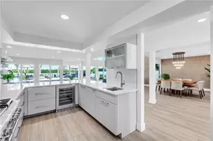 701 Tyler Dr, Sarasota, FL 34236 - Photo 7