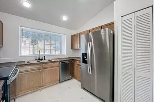 1216 Sandbrook Dr, Orlando, FL 32824 - Photo 13