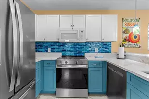 3740 Gulf of Mexico Dr, Longboat Key, FL 34228 - Photo 21