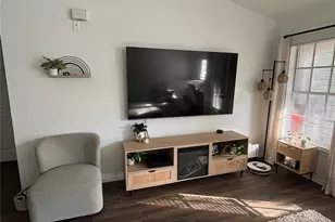 8809 Manor Loop, Lakewood Ranch, FL 34202 - Photo 3