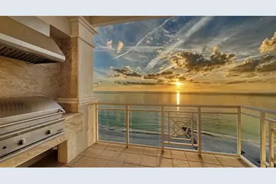 2052 Benjamin Franklin Drive #PH 1102, Sarasota, FL 34236 - Photo 9