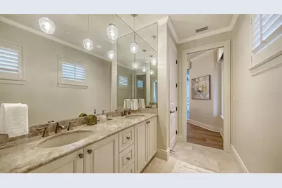 2052 Benjamin Franklin Drive #PH 1102, Sarasota, FL 34236 - Photo 31