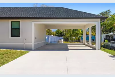 118 Ruby Avenue N, Nokomis, FL 34275 - Photo 5