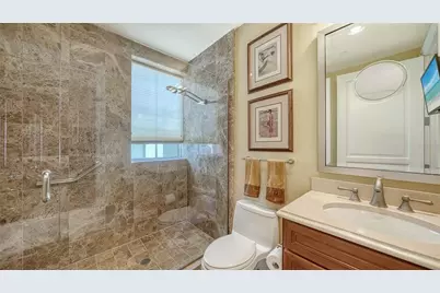 464 Golden Gate Point #304, Sarasota, FL 34236 - Photo 33