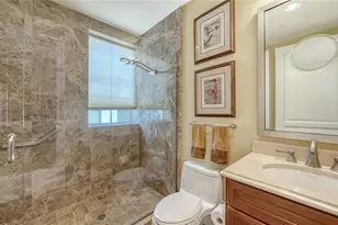 464 Golden Gate Point, Sarasota, FL 34236 - Photo 33