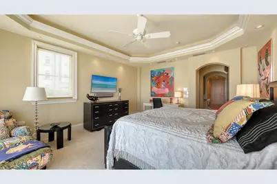 464 Golden Gate Point #304, Sarasota, FL 34236 - Photo 23