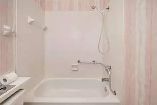 4460 Winston Ln N, Sarasota, FL 34235 - Photo 43