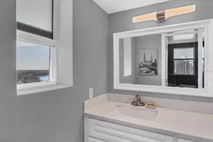 101 S Gulfstream Ave, Sarasota, FL 34236 - Photo 15