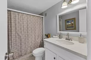 101 S Gulfstream Ave, Sarasota, FL 34236 - Photo 19