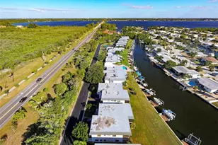 10431 Waterbird Way, Bradenton, FL 34209 - Photo 5