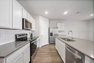 3703 Hatchery Wy, Lakewood Ranch, FL 34211 - Photo 11