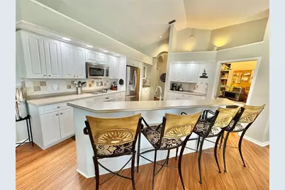 9308 Firethorn Place, Lakewood Ranch, FL 34202 - Photo 17