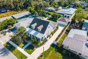 2576 Wood St, Sarasota, FL 34237 - Photo 3