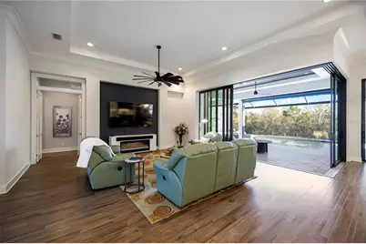 5408 Greenbrook Drive, Sarasota, FL 34238 - Photo 9