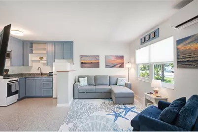 211 77th Street #East Unit, Holmes Beach, FL 34217 - Photo 5