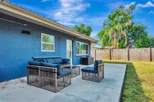 2127 Lee Ln, Sarasota, FL 34231 - Photo 31