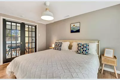 2127 Lee Lane, Sarasota, FL 34231 - Photo 19