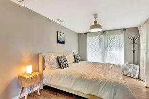 2127 Lee Ln, Sarasota, FL 34231 - Photo 21