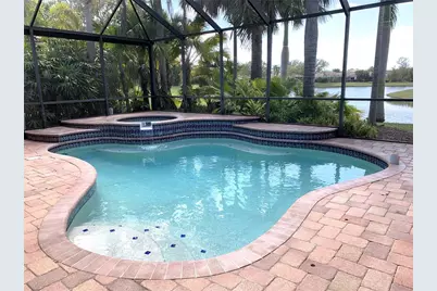 6828 Honeysuckle Trail, Lakewood Ranch, FL 34202 - Photo 3