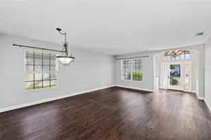 5598 Burnt Branch Cir, Sarasota, FL 34232 - Photo 3