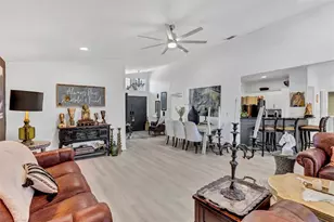 4341 Marcott Cir, Sarasota, FL 34233 - Photo 19