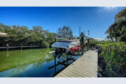 7118 Hawks Harbor Circle, Bradenton, FL 34207 - Photo 83