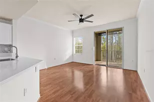 5600 Bentgrass Dr, Sarasota, FL 34235 - Photo 3