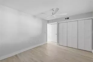 6300 Flotilla Dr, Holmes Beach, FL 34217 - Photo 23