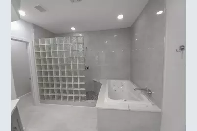 360 Gulf Of Mexico Drive #312, Longboat Key, FL 34228 - Photo 15