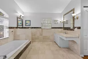 5676 Beneva Woods Cir, Sarasota, FL 34233 - Photo 27