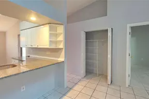 2914 64th St W, Bradenton, FL 34209 - Photo 7