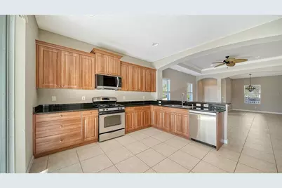 4919 Newport News Circle, Bradenton, FL 34211 - Photo 13