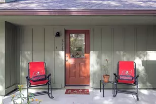 8725 Quail Run Dr, Wesley Chapel, FL 33544 - Photo 15